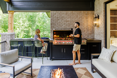 Outdoor Kitchen Islands: Prefab vs. Custom Built — Costs, Pros, and Cons
