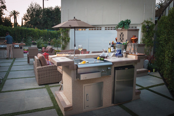 Bull SS 30 Bar Center w/Sink | SKU 97623