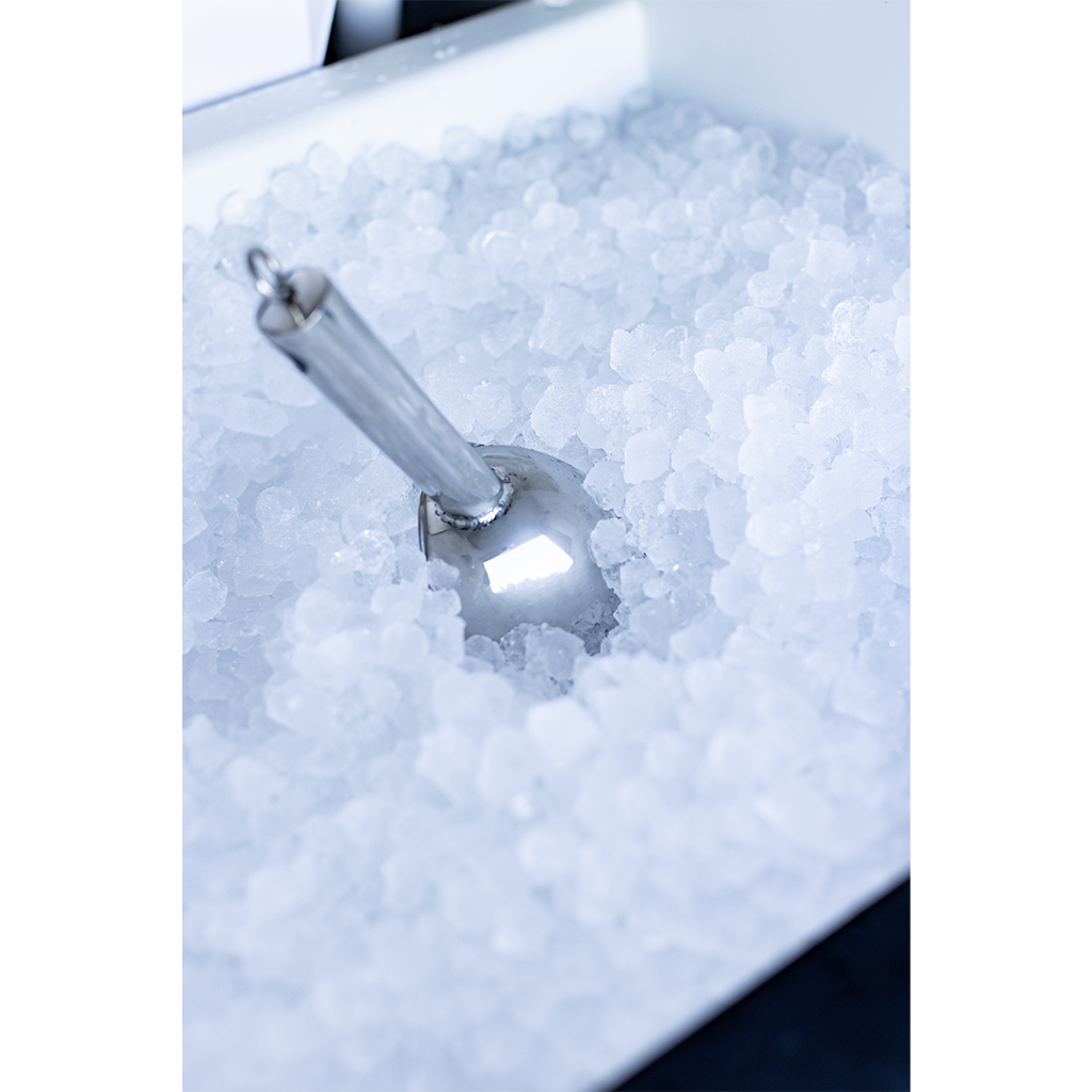 Summerset Grills 15 Inch 55 lb Nugget Ice Maker (IM-15N)