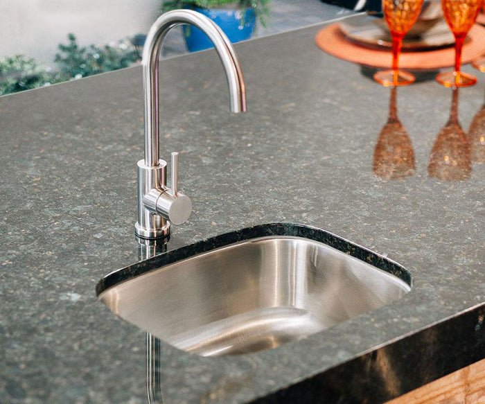 Summerset Grills 19" Undermount Sink & 360º Hot/Cold Faucet (SNK-19U)