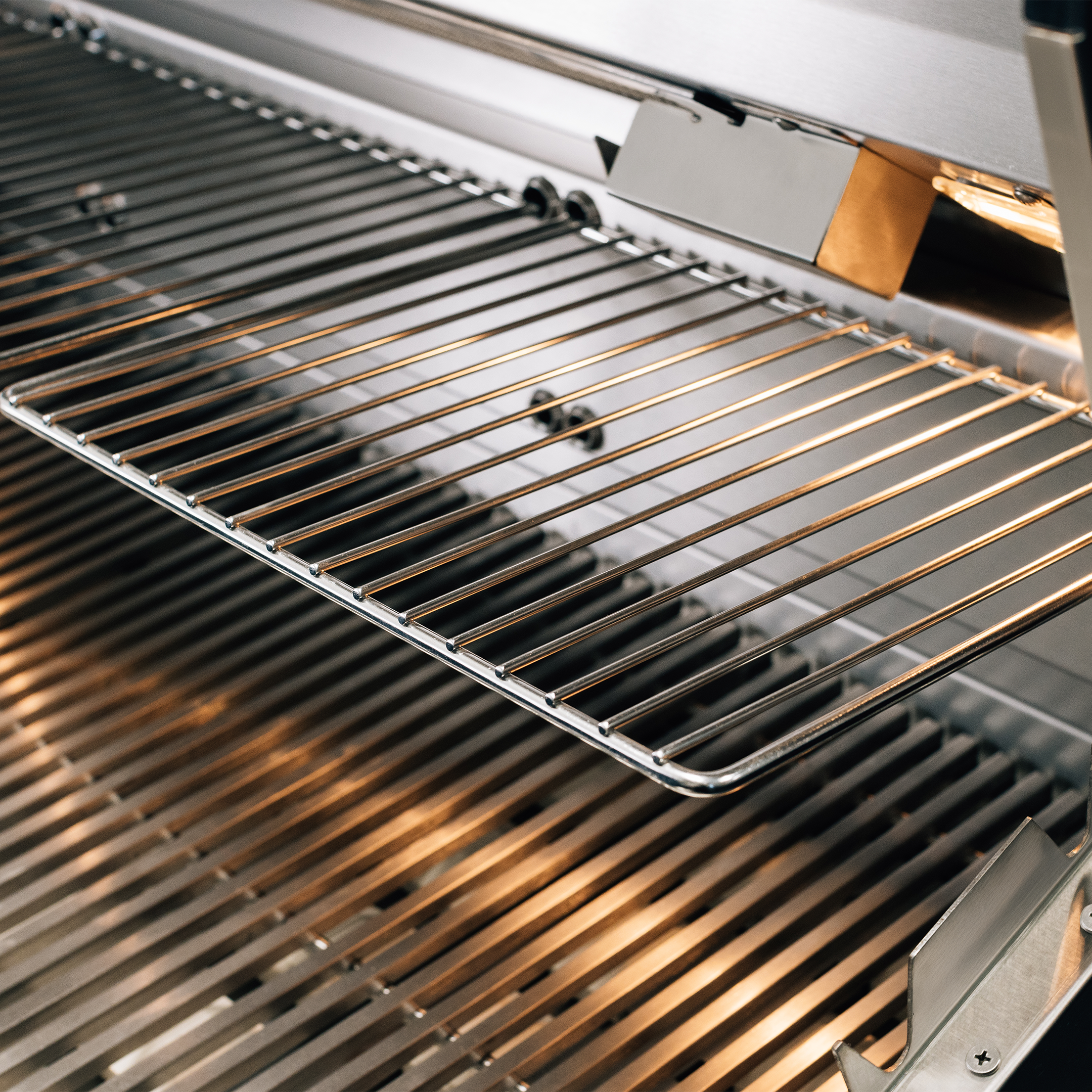 Summerset Grills Quest Series 36