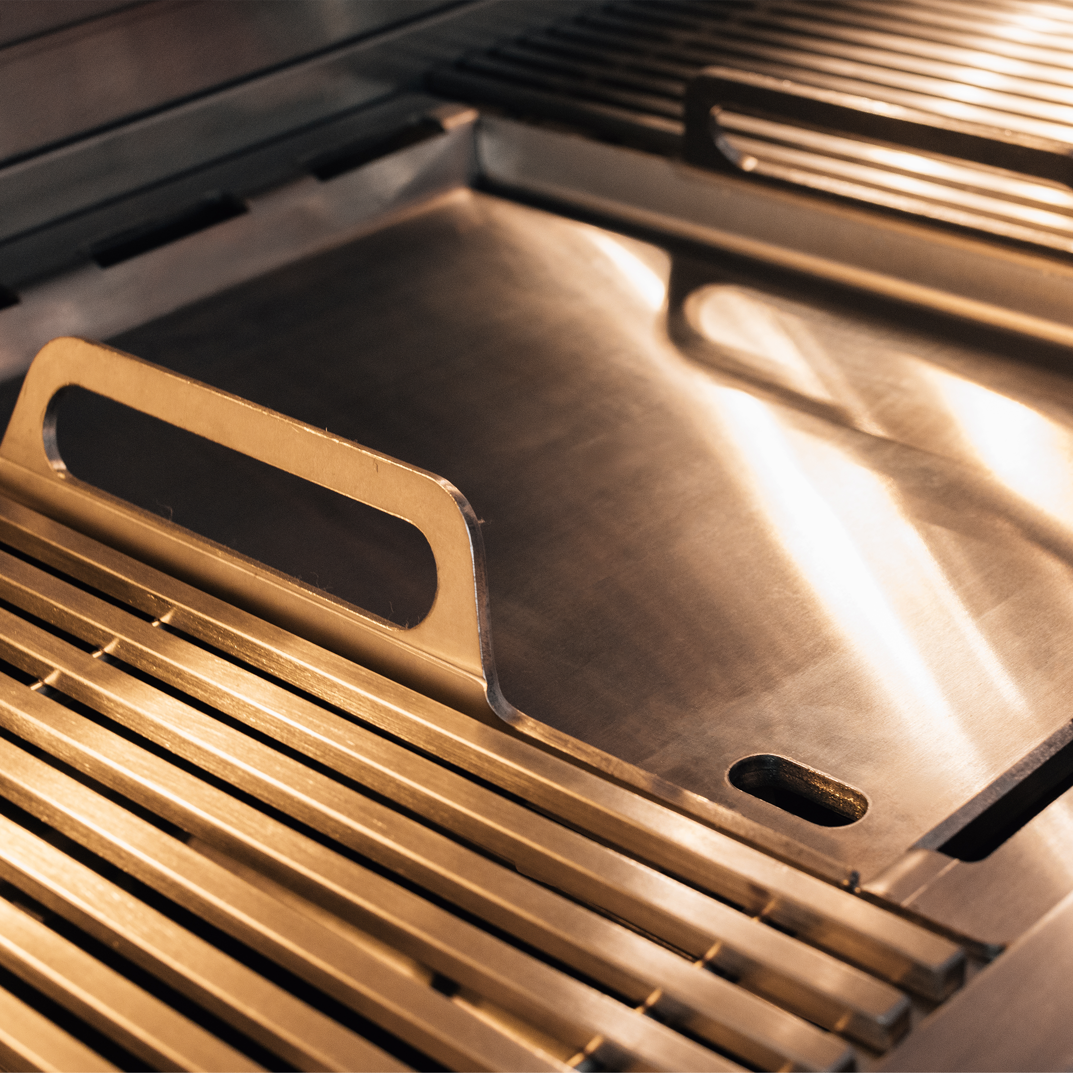 Summerset Grills Quest Series 36